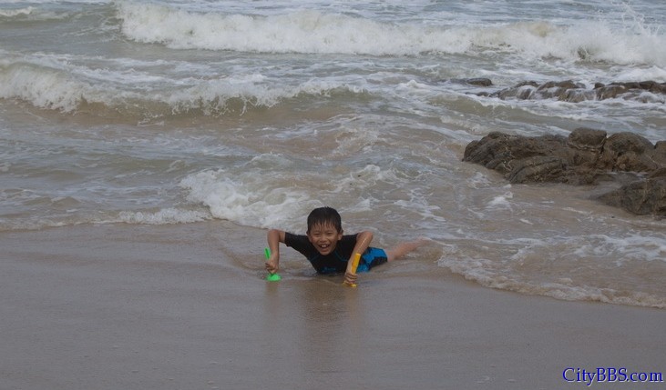 2012泰国清迈-曼谷-华欣-甲米-普吉-华欣-清迈3500公里自驾游之普吉Phuket芭东Patong海滩 ... ... ... ... . ... 2012泰国清迈-曼谷-华欣-甲米-普吉-华欣-清迈3500公里自驾游之普吉Phuket芭东Patong海滩 ... ... ... ... . ...