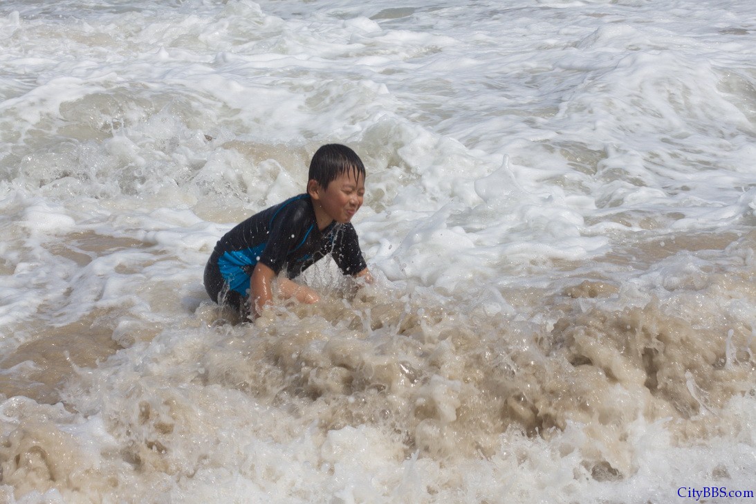 2012泰国清迈-曼谷-华欣-甲米-普吉-华欣-清迈3500公里自驾游之普吉Phuket芭东Patong海滩 ... ... ... ... . ... 2012泰国清迈-曼谷-华欣-甲米-普吉-华欣-清迈3500公里自驾游之普吉Phuket芭东Patong海滩 ... ... ... ... . ...