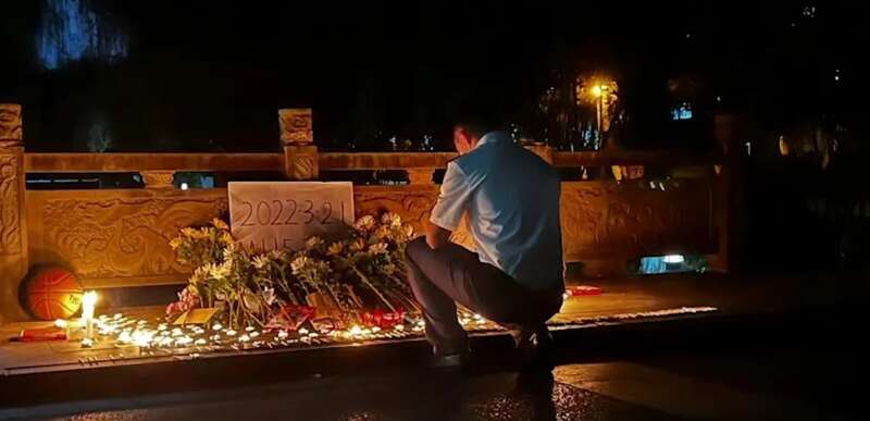 东航MU5735坠机遇难者头七祭 东航MU5735坠机遇难者头七祭