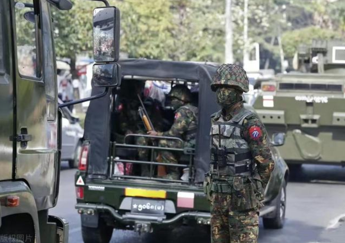 果敢同盟军以主力包围老街,部分主力正在合围木姐 果敢同盟军以主力包围老街,部分主力正在合围木姐